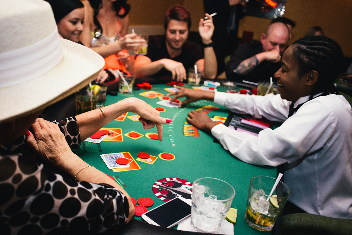Hit Me, Playing Poker Image, Nightlife New Orleans - The Penthouse Club